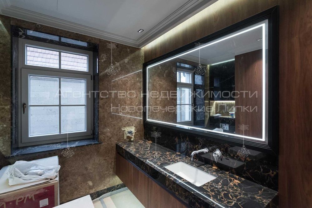 Продаж нового будинку 570 кв м вул Товарна Печерськ Генератор