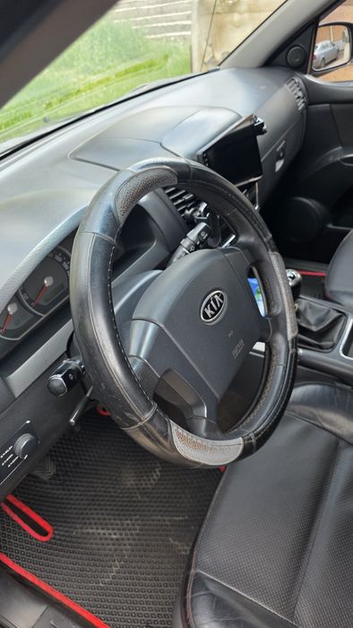 Kia Sorento 2008 VIN KNEJC524585847438 фото оголошення 2 з 7