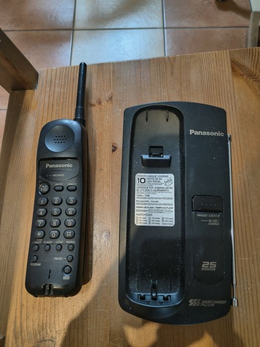 Sprzedam stary telefon stacjonarny Panasonic