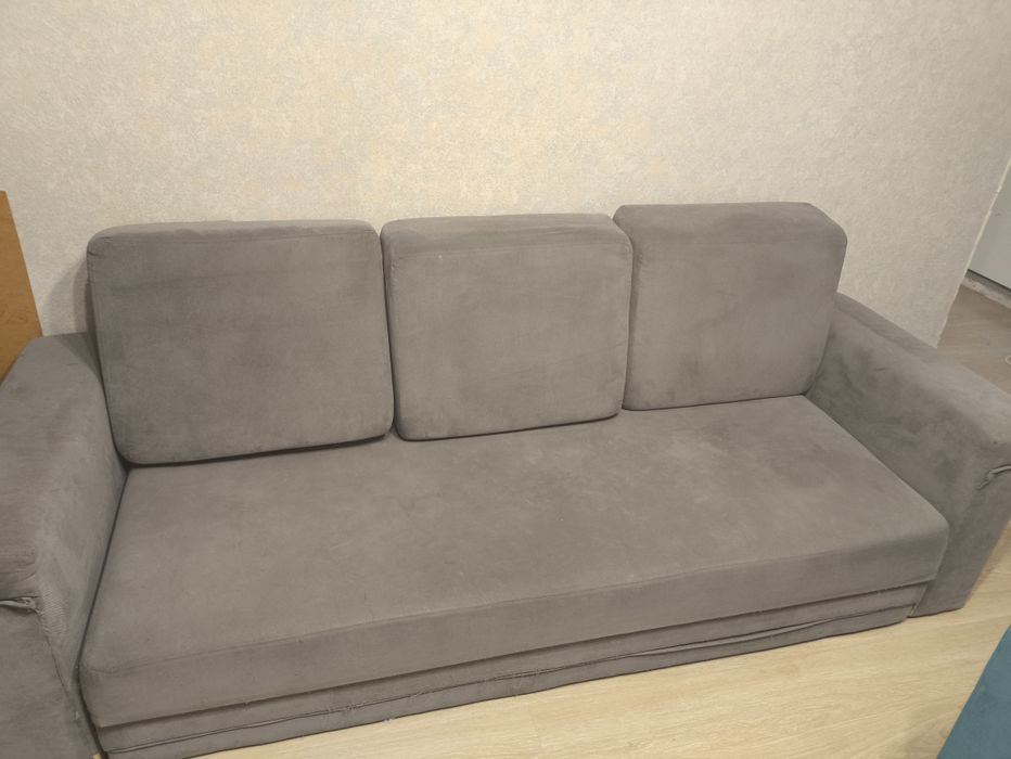 Диван с функцией кровати