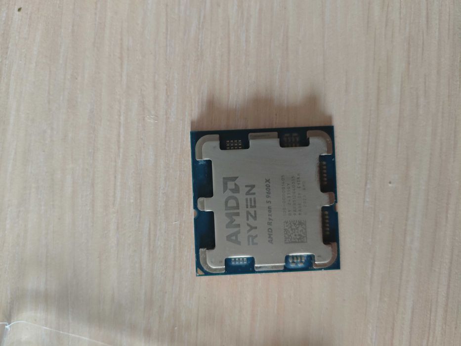 Procesor AMD Ryzen 5 9600x