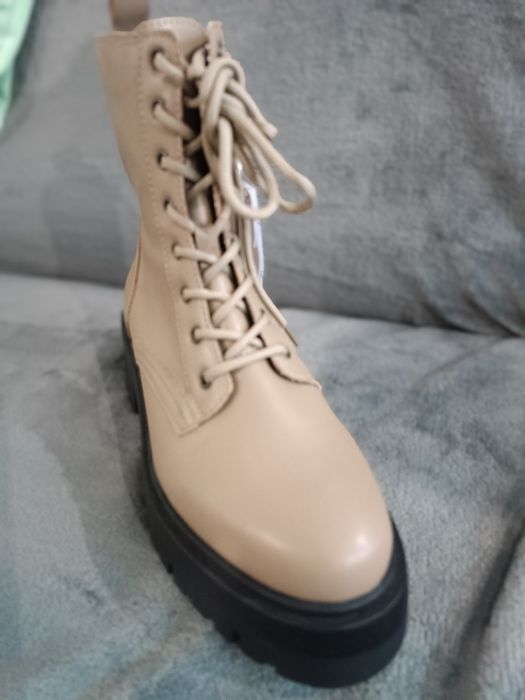 Ботинки Stradivarius 38