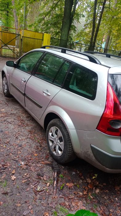 Продам легкових автомобіль