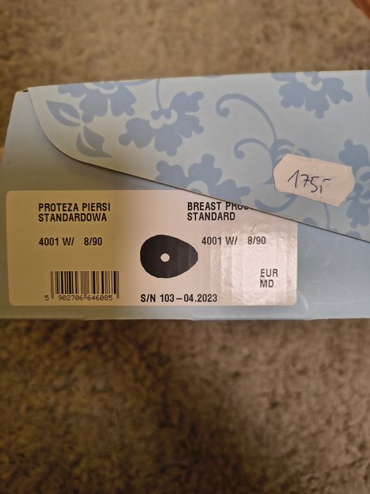 Proteza piersi standardowa