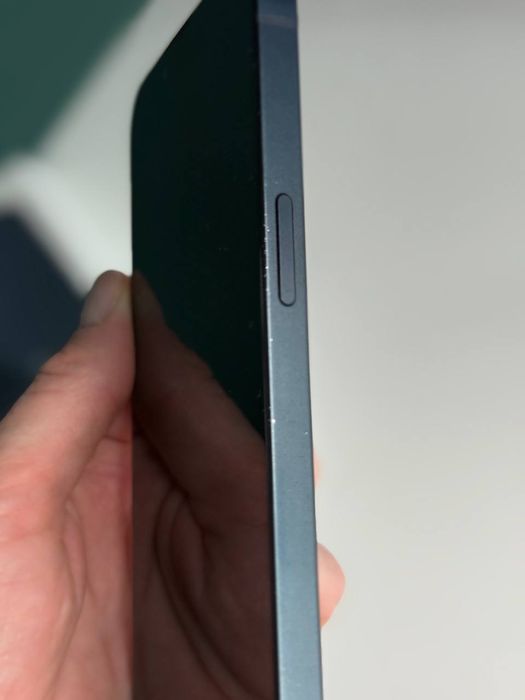 Sprzedam iPhone 13 128 GB