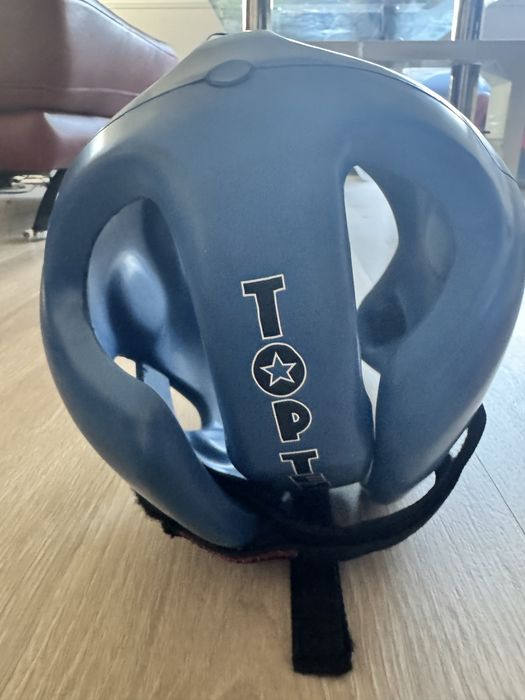 Vendo capacete Kickboxing Top Ten de competição oficial WAKO