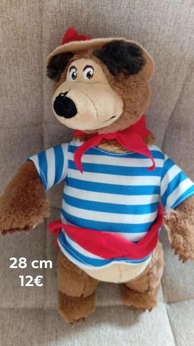 Masha e o urso, casas e peluches