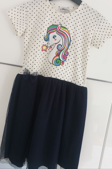 128 7-8 lat nowa sukieneczka z tiulem konik