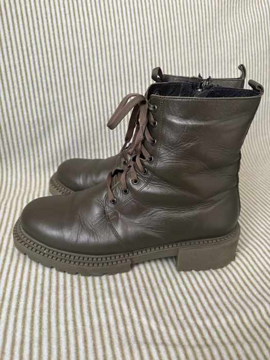 Зимові жіночі чоботи 42 р натур