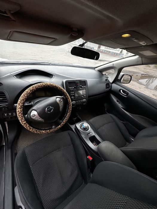 Терміново продам Nissan leaf 2014