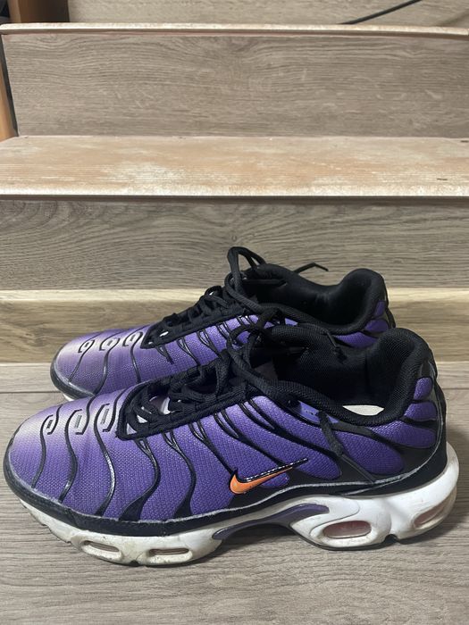Кросівки: Nike Air Max Plus OG в кольорах Voltage Purple