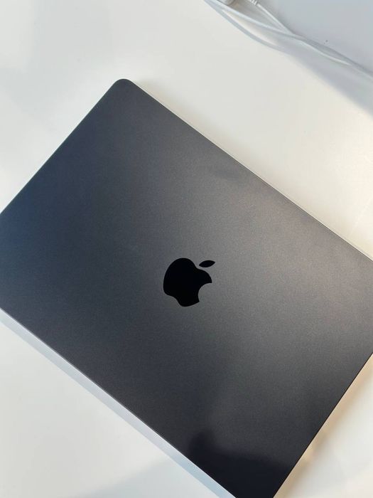 MacBook Air 13.6" 2022 M2 8/256Gb Midnight (699$) Доставка