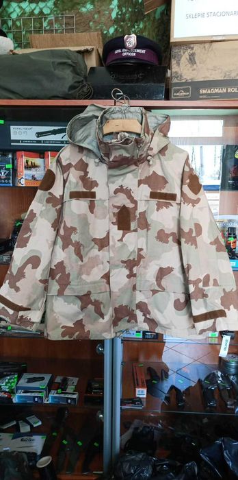 Kurtka Goretex Armia Węgry 4 Color Desert r. 53 Irak/Afganistan XL