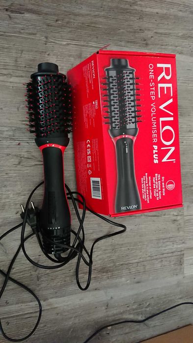 Фен-щетка Revlon Salon One-Step Volumiser Plus