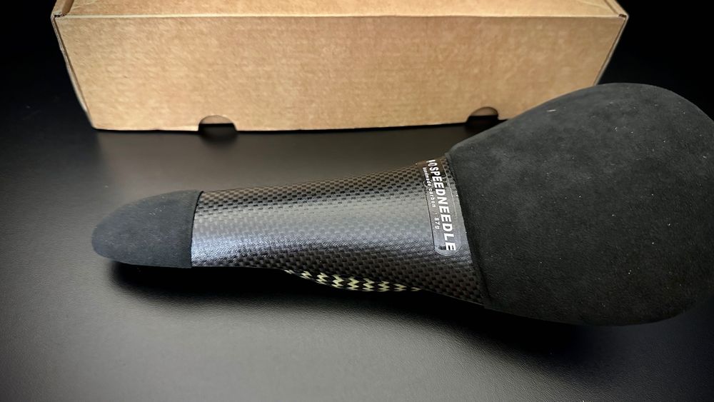 Сидіння карбонове Tune Speedneedle Alcantara Carbon Saddle - black