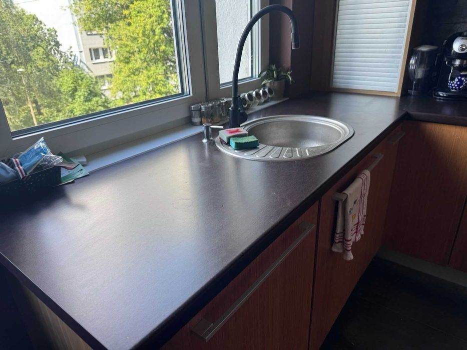 Satynowy owalny zlewozmywak