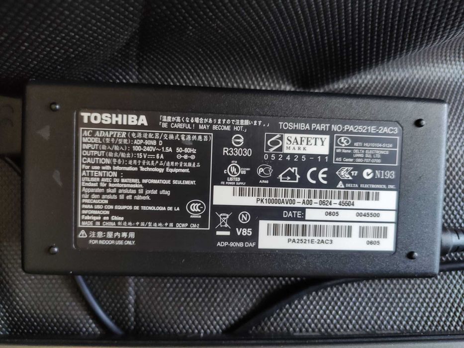 Portátil Toshiba Tecra A9, carregador original