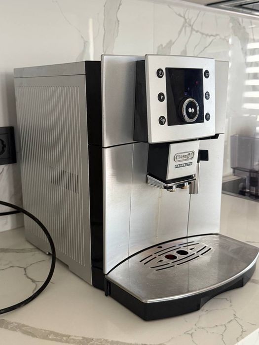 Кавомашина De’Longhi Perfecta ESAM 5400.S