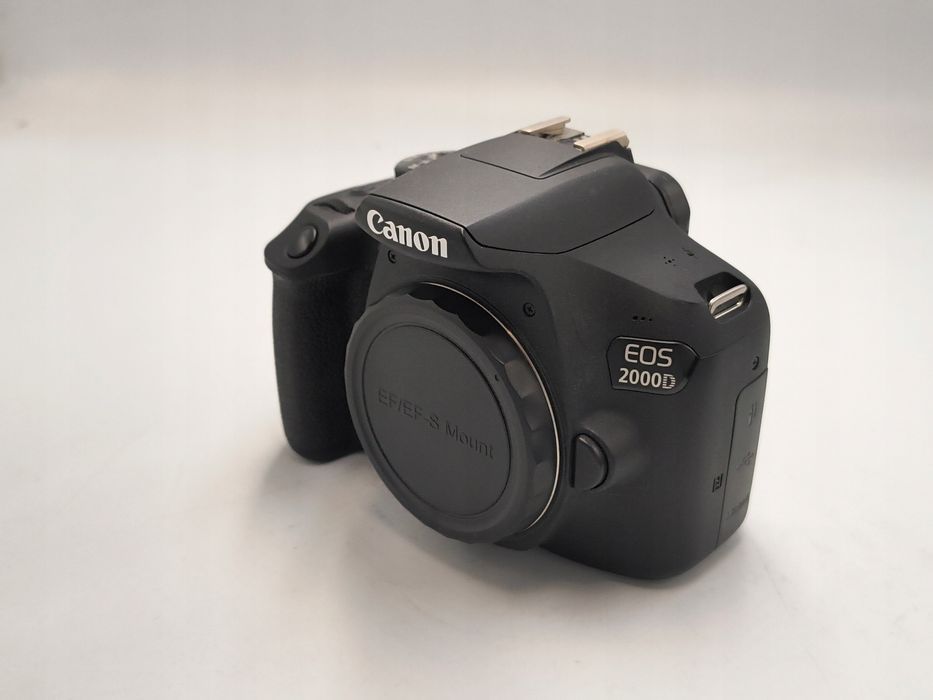 Canon EOS 2000D 43190 zdjęć