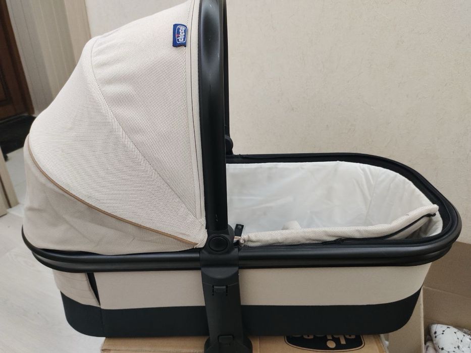 Дитяча коляска/візочок 2 в 1 chicco mysa беж