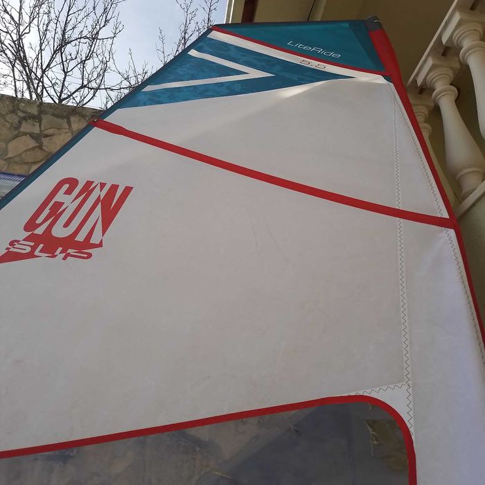 Vela de windsurf 5.5 como nova