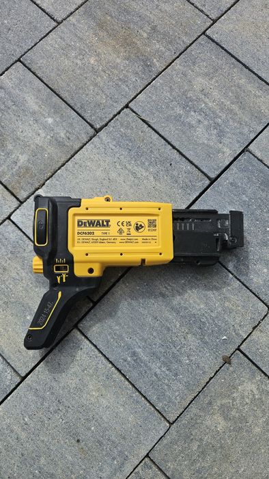 Wkrętarka do GK DeWalt DCF620 + magazynek DCF6202