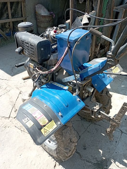 Продам дизельный мотоблок.