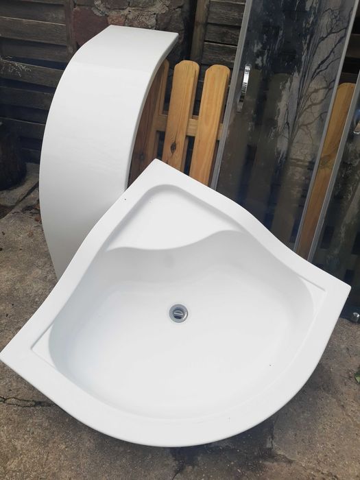 Sprzedam brodzik półokrągły z kabiną