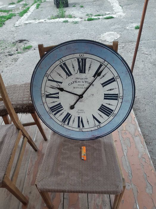 Продам годинник на стіну