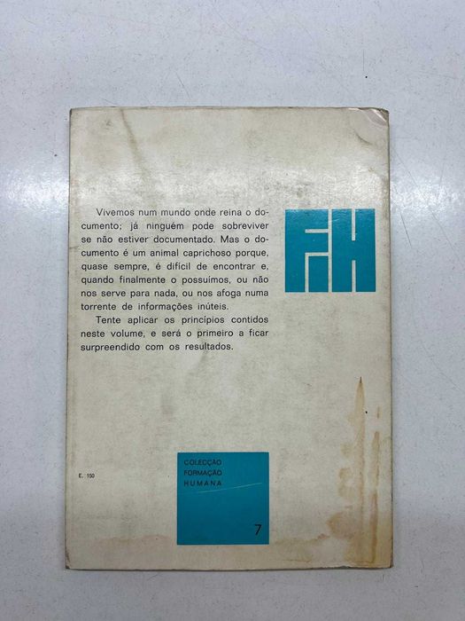 Livro - Como se Documentar (ctt editorial grátis)