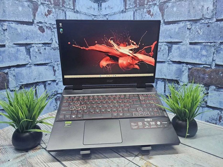 Супер Геймерский Ноутбук / RTX 3070Ti - 32ГБ ОЗУ / Киберпанк, Сталкер 2
