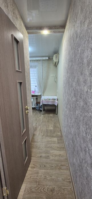 Продаєть 2 км квартира смт  Черкаське