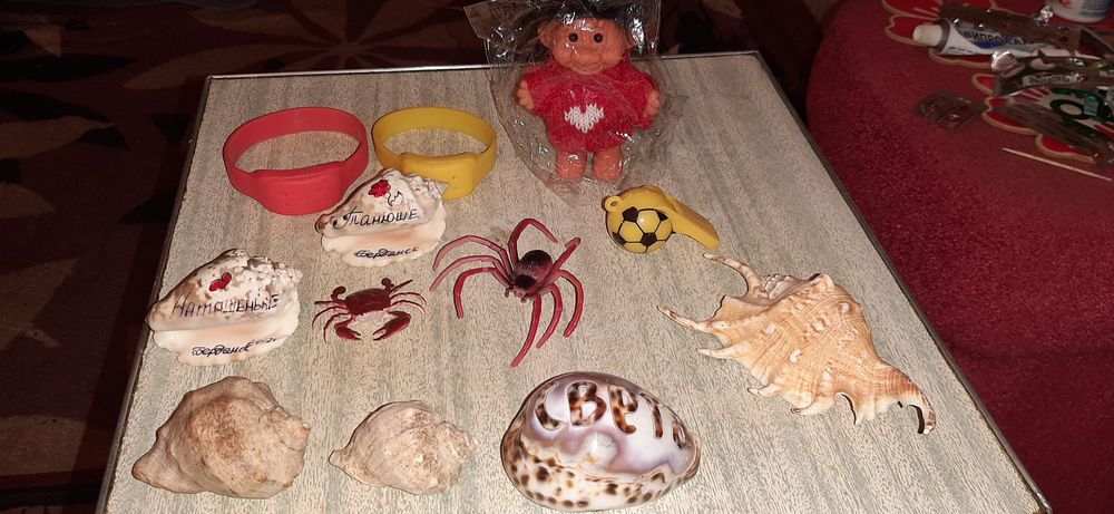 Продам игрушки разные от10гр