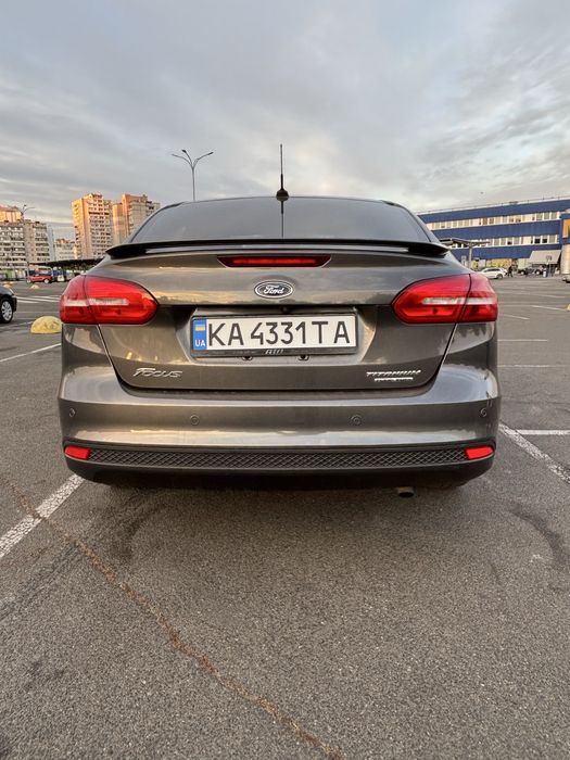 Продам Ford Focus 2015 2.0 автомат TITANIUM