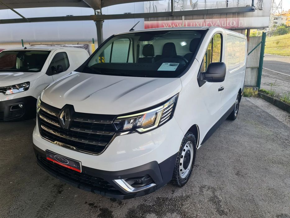 Renault Trafic 2.0 dCi 130cv GPS / CarPlay / Câmara /c/IVA dedutível