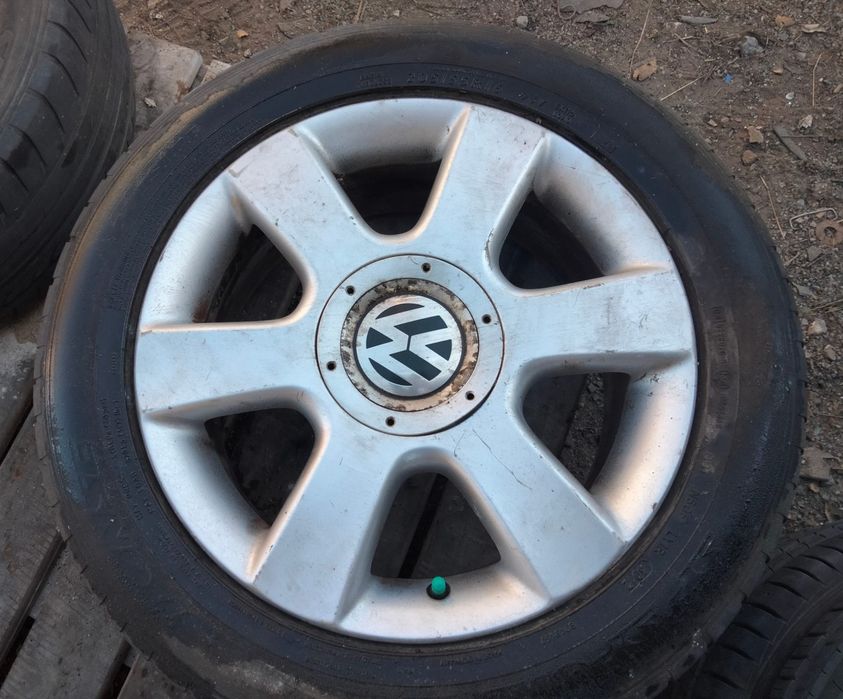Jantes Vw Touran R16 Com Pneus 205/55 5X112