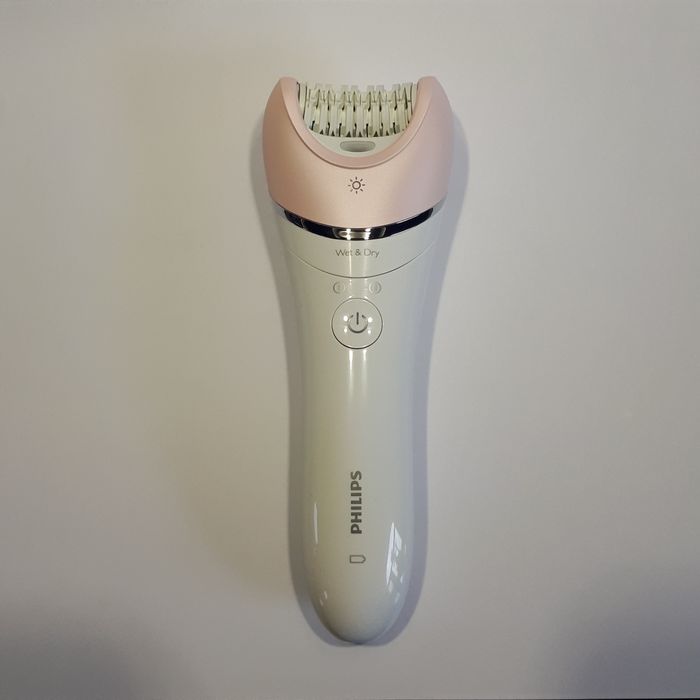 Епілятор жіночий PHILIPS ! майже новий !