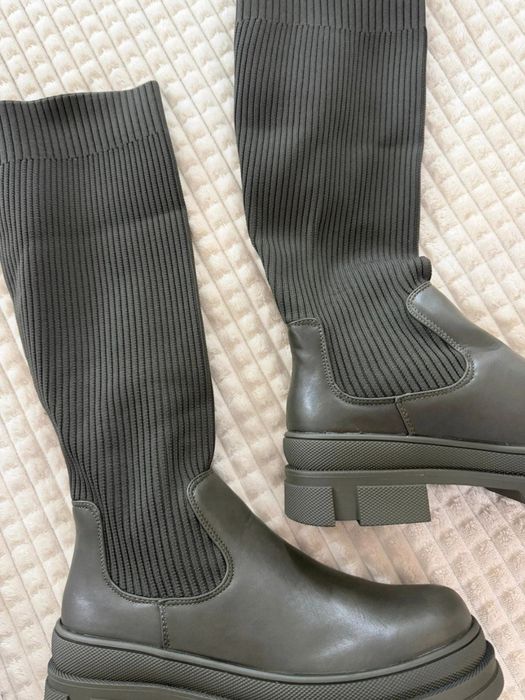 Botas estilo militar novas 38