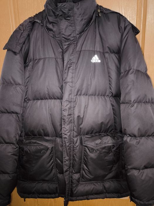 Продам фирменный  пуховик Adidas