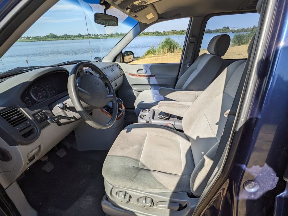 Kia Carnival 2.9дизель 2007р