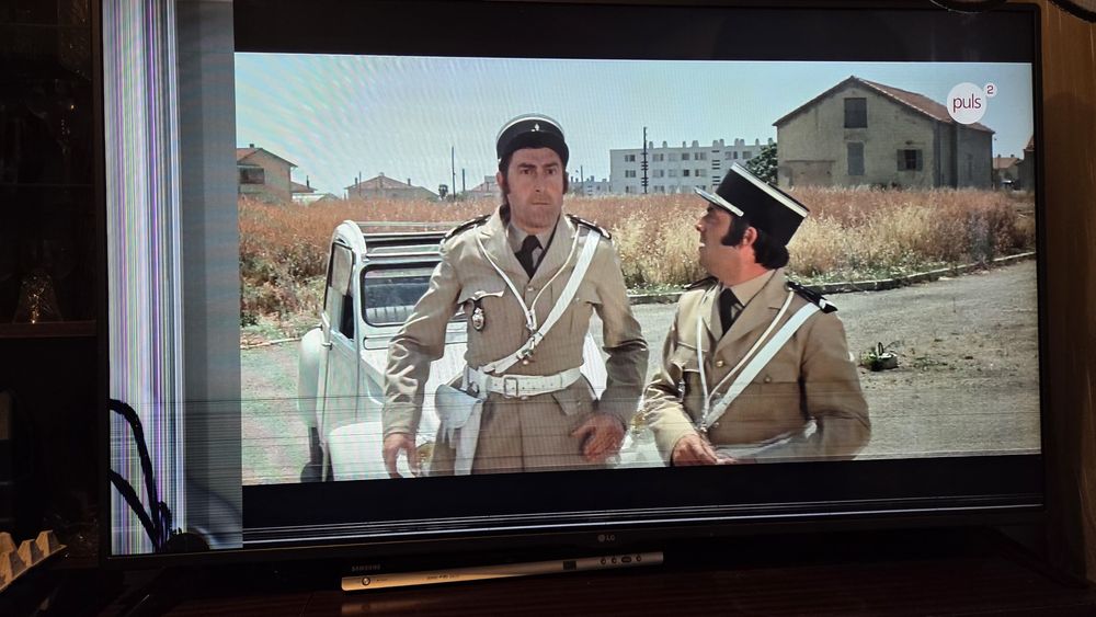 Telewizor LG 55cali  LF592V Uszkodzony