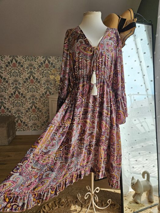 Wyjatkowa jedbwabno podobna Sukienka damska boho hippie etno midi wzor kolorowa,