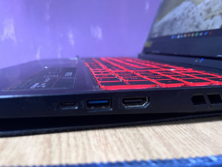 Zestaw Acer Nitro 5 z ponad 30 grami
