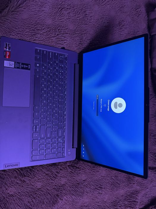 Продам Ноутбук LENOVO Экран 15.6 16 Гб / SSD 512 Гб  Windows 11 Pro