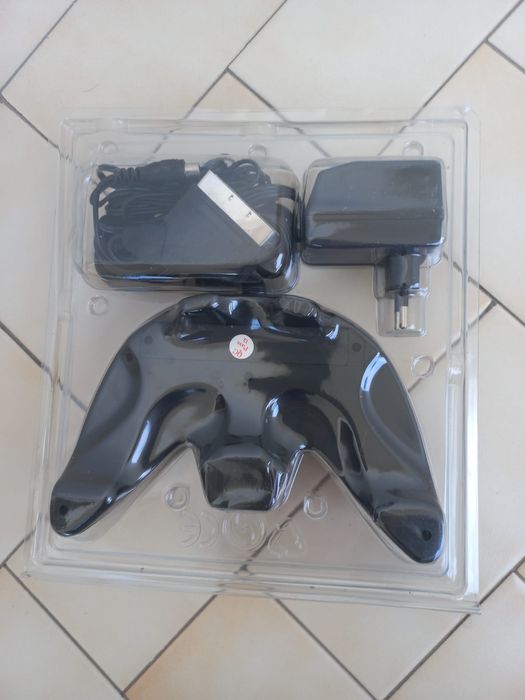 Comando consola com cabos respetivos - nunca foi usado