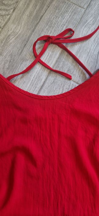 Śliczna nowa czerwona bluzka z wiązaniem z tyłu Italy moda