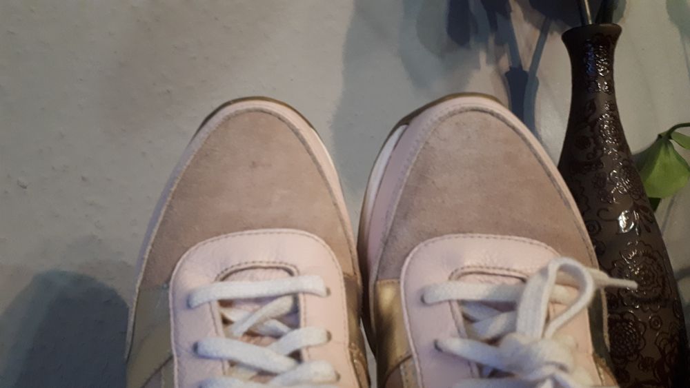 Arturo Vicci  skórzane sneakersy damskie 39