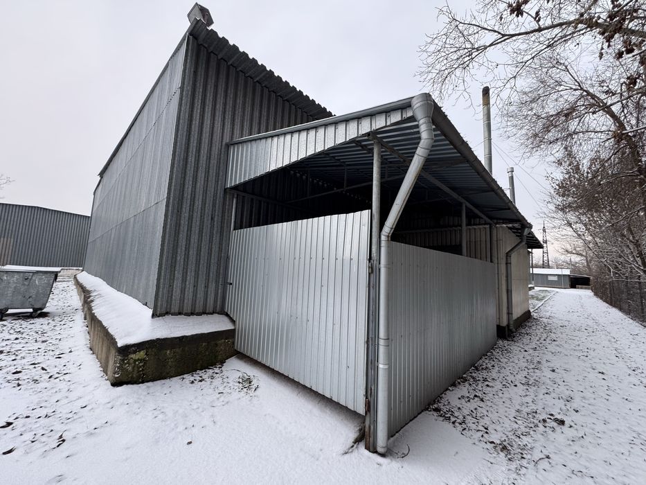 Продаж складської - виробничої бази, площа 4481 м.кв, ділянка 1,4 Га