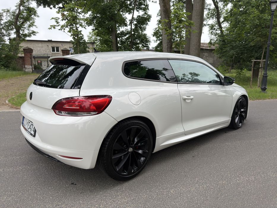 VW Scirocco!!! Stan BDB!!! 300 koni!!!