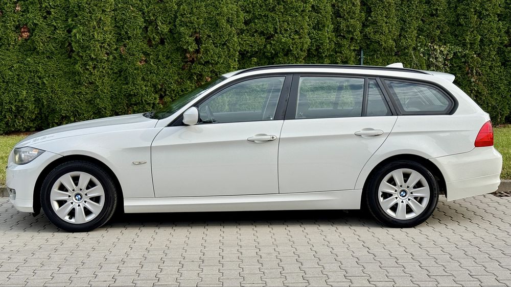 Bmw e91 LCI 2.0D 2012r Navi hak